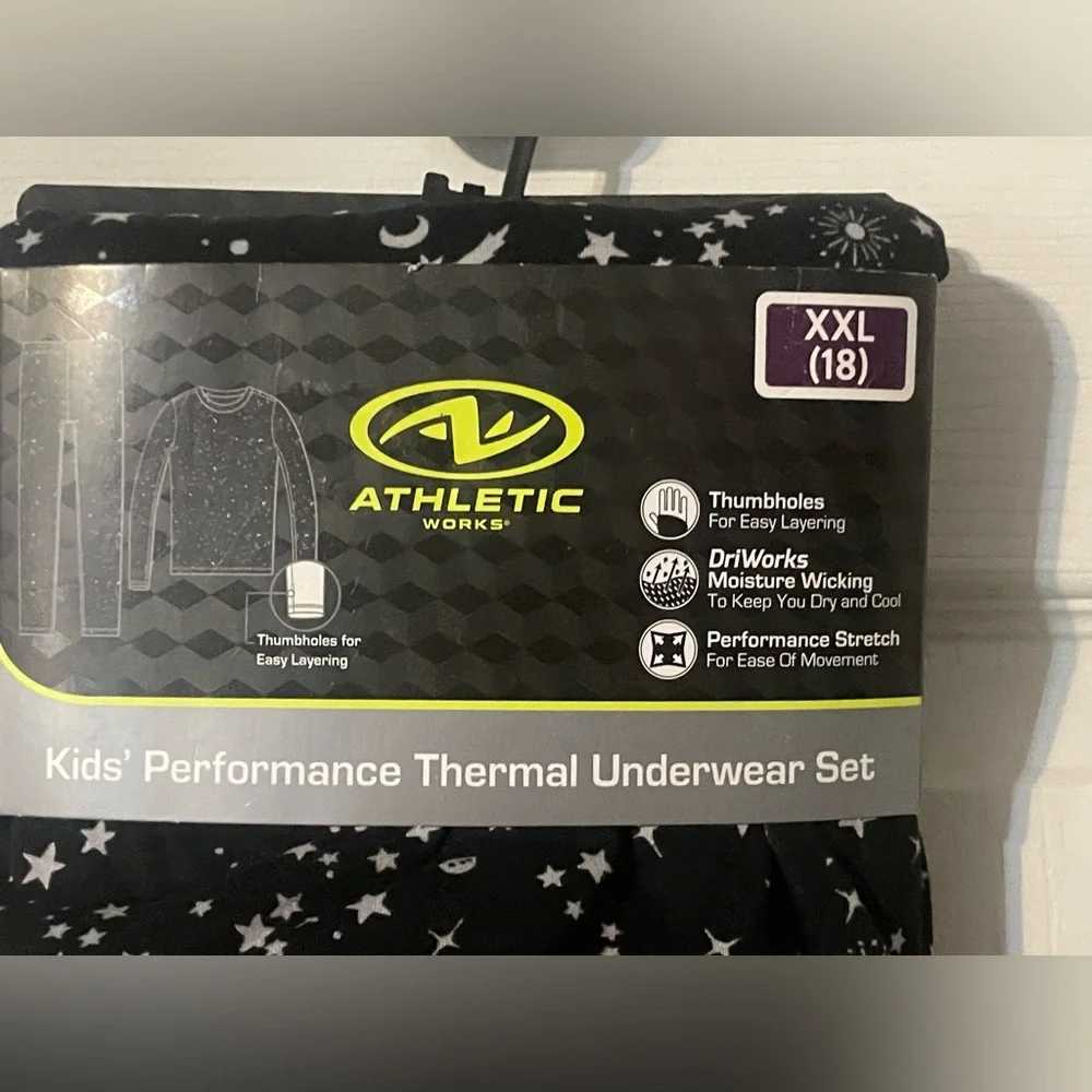 NWT‎ Athletic Works Girls Thermal Base Layer Set Black Star Print
